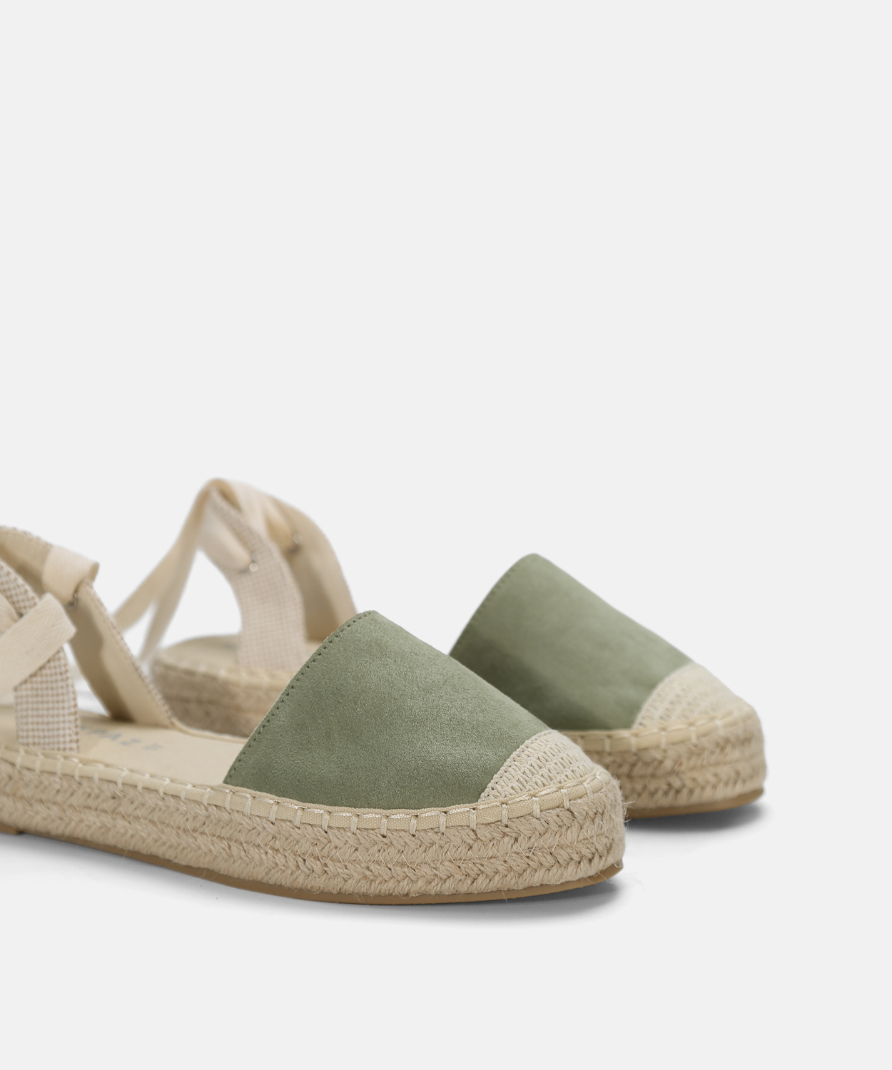 Alpercatas rasas com amarra&ccedil;&atilde;o image number null